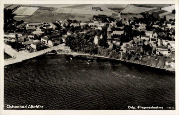 Ak Altefähr op Rügen, luchtfoto