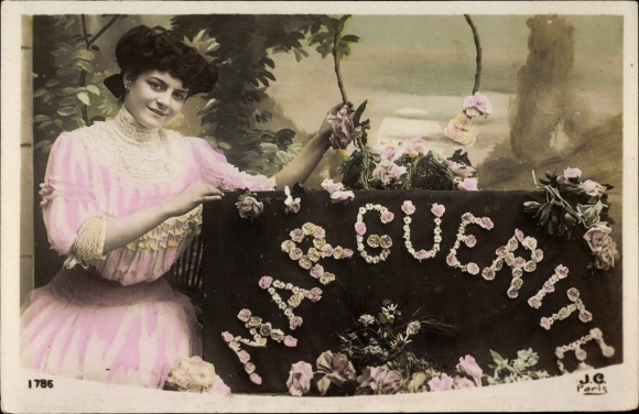 Letters Postcard first name Marguerite, portrait of a woman, flowers