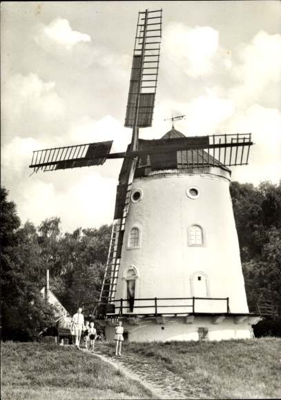 Postcard Dresden Gohlis, windmill, landscape, sky, people, black and white photo