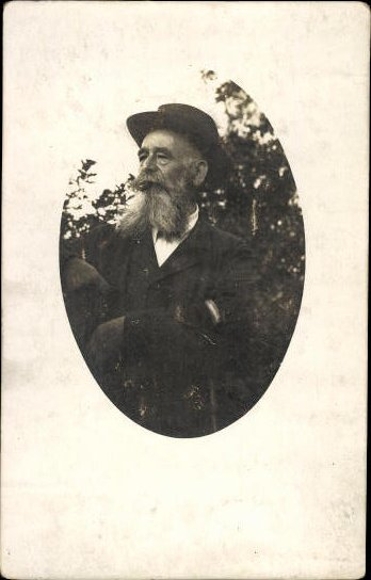 10 old photo PC men, various motifs