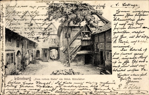 Ak Lüneburg in Niedersachsen, Historische Häuser, Innenhof, Mittelalterliche Atmosphäre
