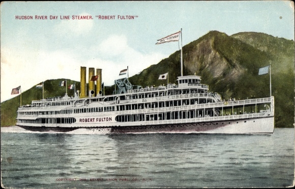 PC New York USA, paddle steamer Robert Fulton, Hudson River Day Line Steamer