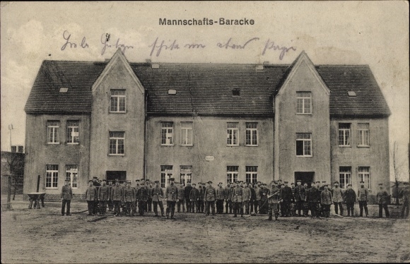 Postcard Altengrabow Möckern in Saxony Anhalt, view of the team barracks