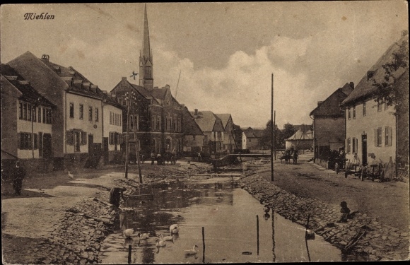 Postcard Miehlen Rhineland Palatinate, partial view of the village, church tower