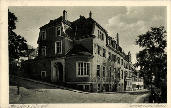 Ak Annaberg Buchholz im Erzgebirge,  von  Gebäude, Bäume, Schwarz-Weiß-Foto