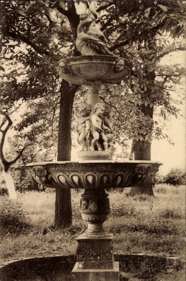 CPA Lennik Brabant flamand, Château de Gaasbeek, Fontaine italienne