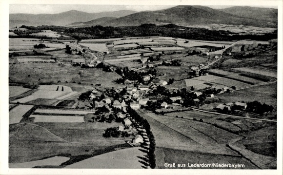 Ak Lederdorn Chamerau im Bayerischen Wald Oberpfalz, Fliegeraufnahme