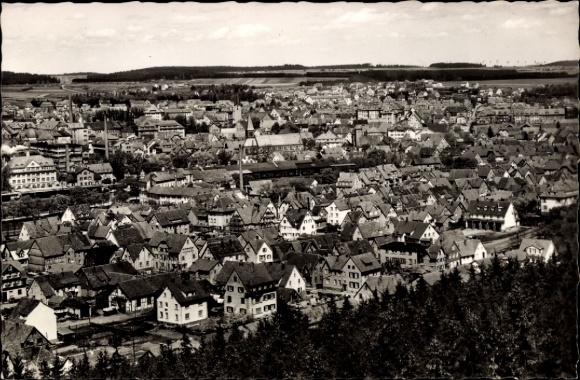 Ak Schwenningen am Neckar, luchtfoto van een stadje, veel huizen, landelijke omgeving, weinig wolken