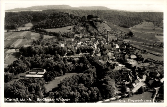 Postcard Castell Lower Franconia, aerial view of wine town, picturesque landscape, buildings