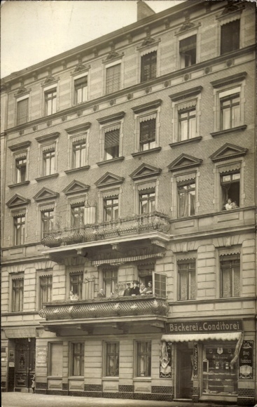 foto Ak Berlin Prenzlauer Berg, bakkerij en zoetwaren Ernst Profe, Rykestraße 3, Resident