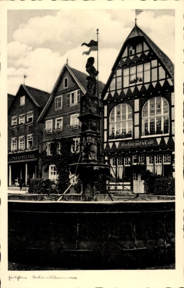 Postcard Fritzlar in Hessen, Rolandsbrunnen, half-timbered houses, Restaurant Cafe