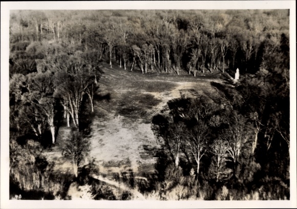 Photo Compiègne Oise, square in the forest with the monument to Marshal Fock, January 1941