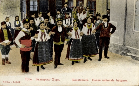 Postcard Rustschuk Russe Bulgaria, folk costumes, Danse nationale bulgare