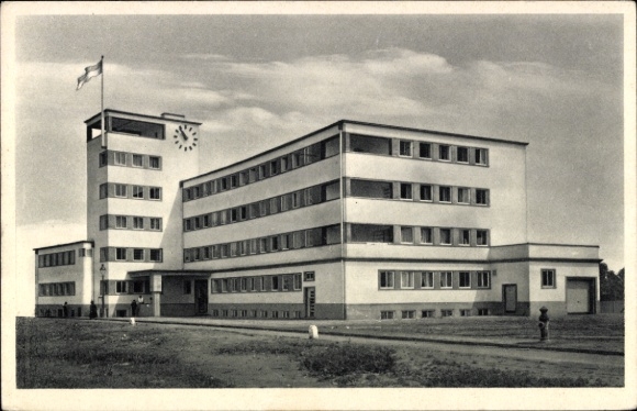 Ak Frankfurt am Main, Haus der Jugend, Hansa Allee 150