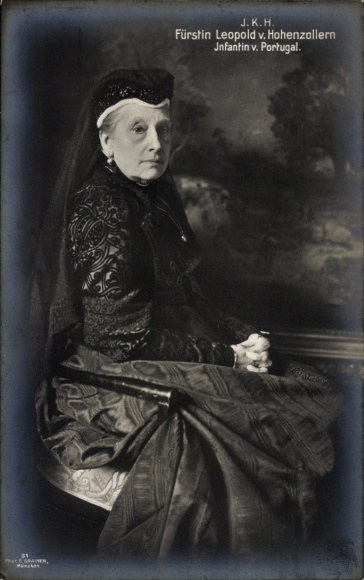 Postcard Princess Leopold of Hohenzollern, Infanta of Portugal