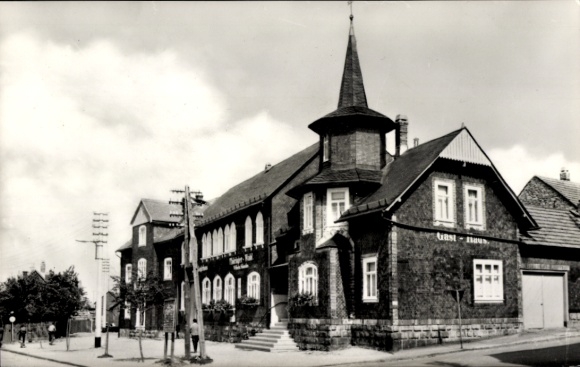 Ak Geschwenda Thüringen, Gasthaus Thüringer Wald, Thüringer Wald,  Architektur, schwarz-weiß Foto