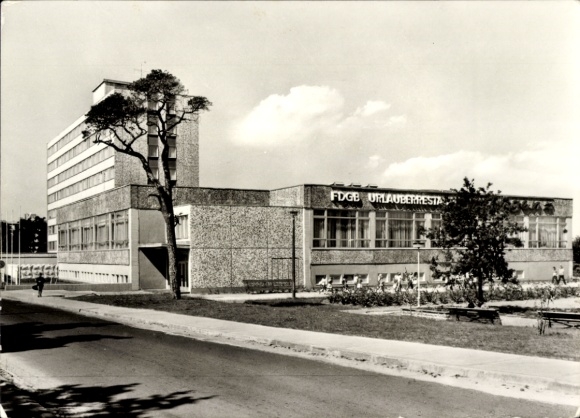 Postcard Ostseebad Prora Binz on Rügen, FDGB holiday restaurant, FDGB recreation center, modern architecture...