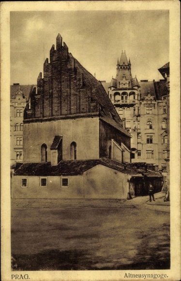 Judaika Postcard Praha Prague, Old-New Synagogue, exterior view
