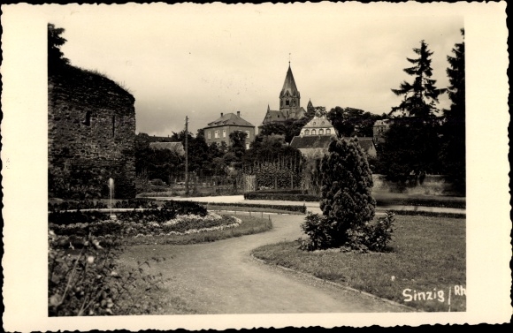Photo PC Sinzig in the Ahrweiler district of Rhineland-Palatinate, park, ruins, local area
