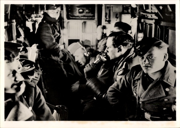 Photo: Supplies for the Norwegian Company, radio, Wehrmacht soldiers, Luftwaffe, April 1940