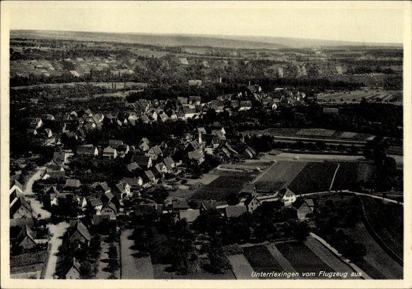 Postcard Unterriexingen Markgröningen in Württemberg, aerial view of the town, numerous houses, landscape