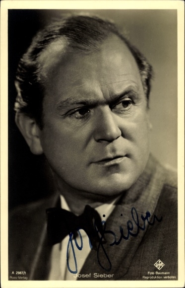 Postcard actor Josef Sieber, portrait, Ufa Film, Ross Verlag A 2987 1, autograph