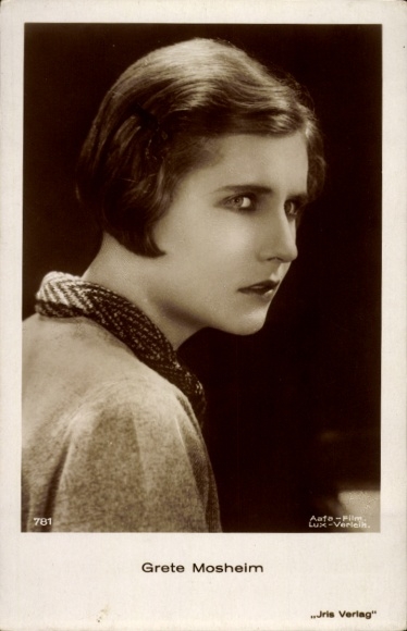Postcard actress Grete Mosheim, portrait
