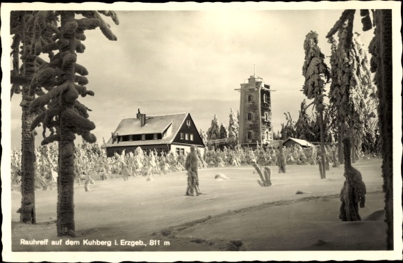 Ak Stützengrün im Erzgebirge Sachsen, Kuhberg, Rauhreif auf dem Kuhberg, Winteransicht