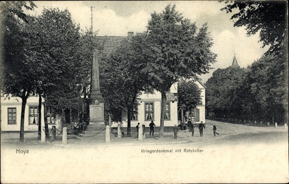 Postcard Hoya in Lower Saxony, war memorial, Ratskeller