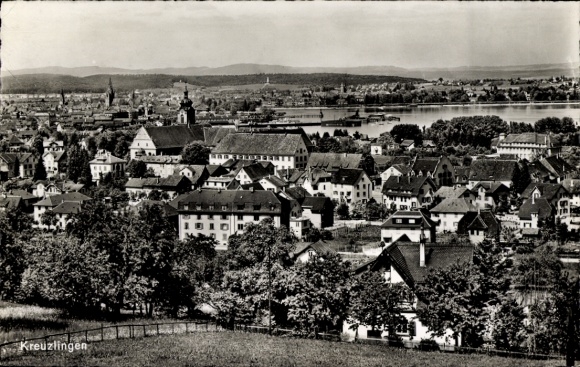 KP Kreuzlingen Canton Thurgau, panoramiczny widok na budynki, liczne domy