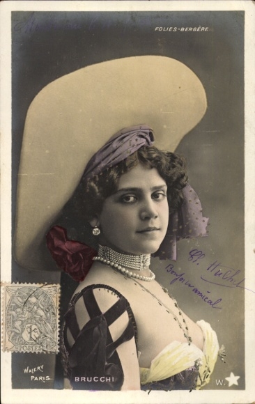 Postcard Variety Artist Brucchi, Folies Bergères, portrait