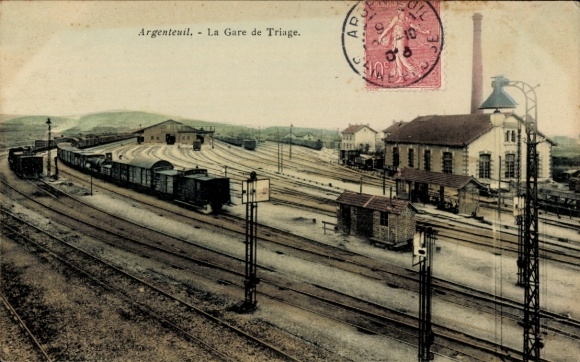 PC Argenteuil Val d'Oise, triage station, track side