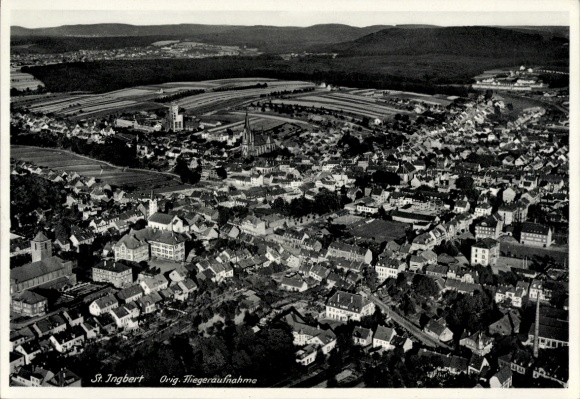 Ak Schüren St. Ingbert im Saarland, Luftaufnahme von   Architektur, grüne Umgebung