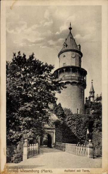 Ak Wiesenburg in der Mark, kasteel, oprit met toren