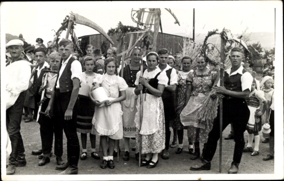 Foto Kleinneuschönberg Olbernhau im Erzgebirge, Erntdankfest, Gruppenbild