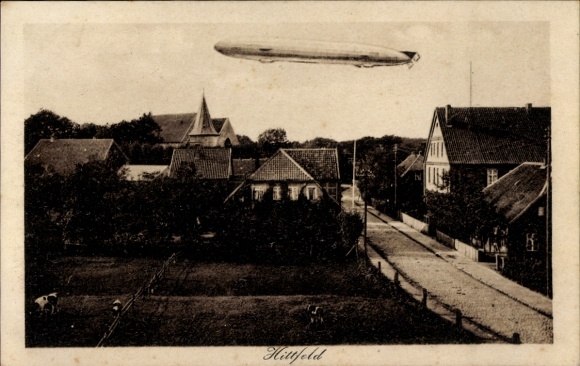 Ak Hittfeld Seevetal in Niedersachsen, Ortspartie, Zeppelin