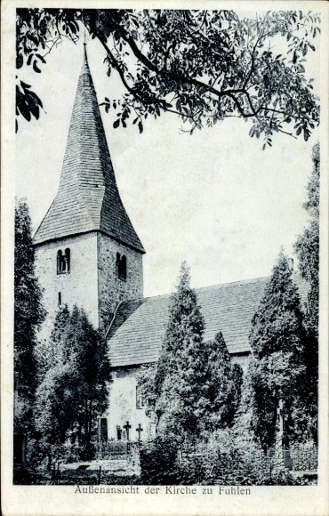Postcard Fuhlen Hessisch Oldendorf on the Weser, exterior view of the church, high spire, surrounding trees