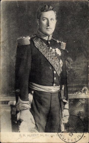 Postcard King Albert I of Belgium, portrait in uniform