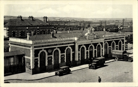 Ak Mantes sur Seine Yvelines, Bahnhof, Lastwagen
