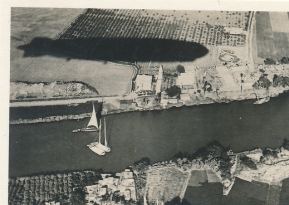 Collecting picture Zeppelin world trips Picture 211, Egypt trip 1931, Nile valley near Heluan