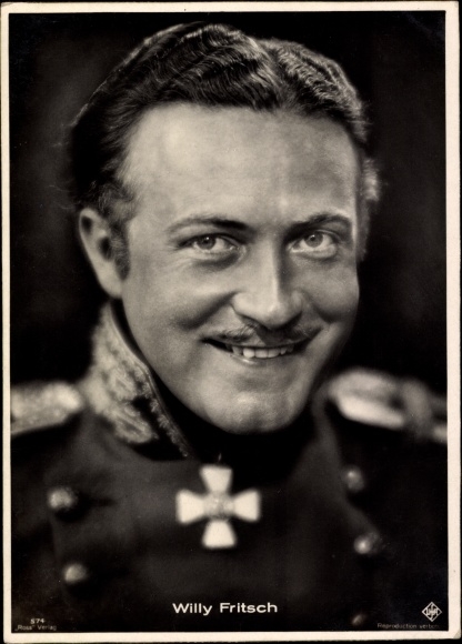 Ak Schauspieler Willy Fritsch, Portrait, Uniform
