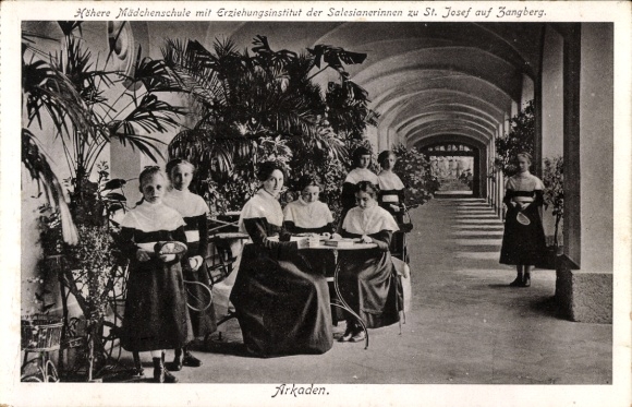 Postcard Zangberg, Educational Institute of the Salesian Sisters of St. Joseph, Girls' School, Arcades