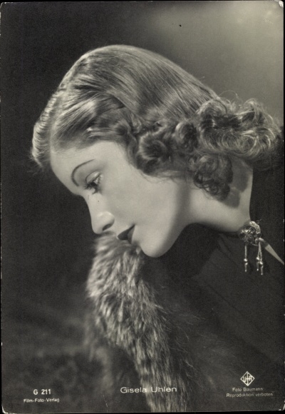 Postcard actress Gisela Uhlen, portrait, film photo publisher G 211