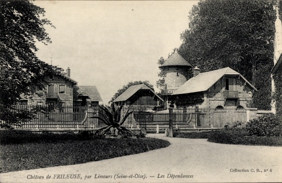 Ak Limours Essonne, Chateau de Frileuse, Dependances