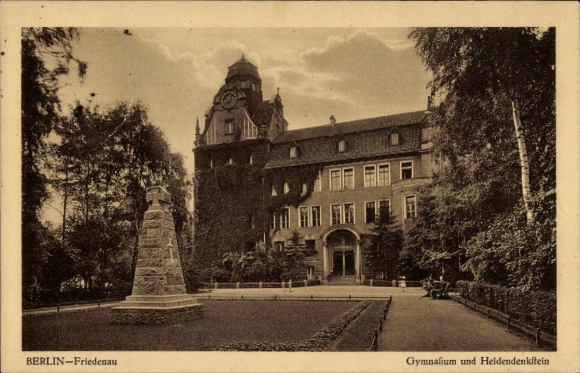 Postcard Berlin Schöneberg Friedenau, Gymnasium and Heroes' Memorial Stone