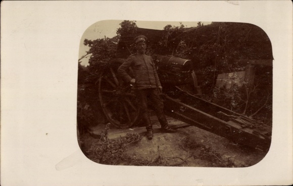 Photo Postcard Macedonia, soldier with Bulgarian gun in position, I WW
