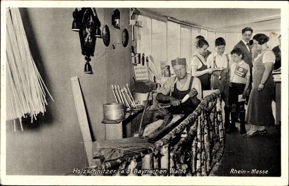 PC Cologne on the Rhine, wood carver from the Bavarian Forest at the Rhine Fair