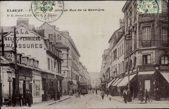 Ak Elbeuf Seine Maritime, Straße und Gebäude, historische Architektur, Menschen auf der Straße