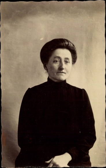 Photo Postcard woman portrait, hairstyle
