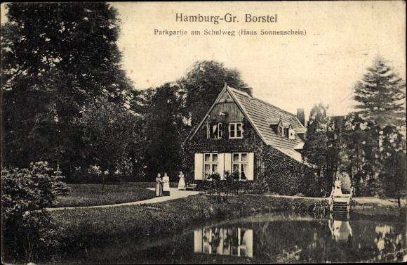 PC Hamburg North Groß Borstel, park section on the way to school, house sunshine